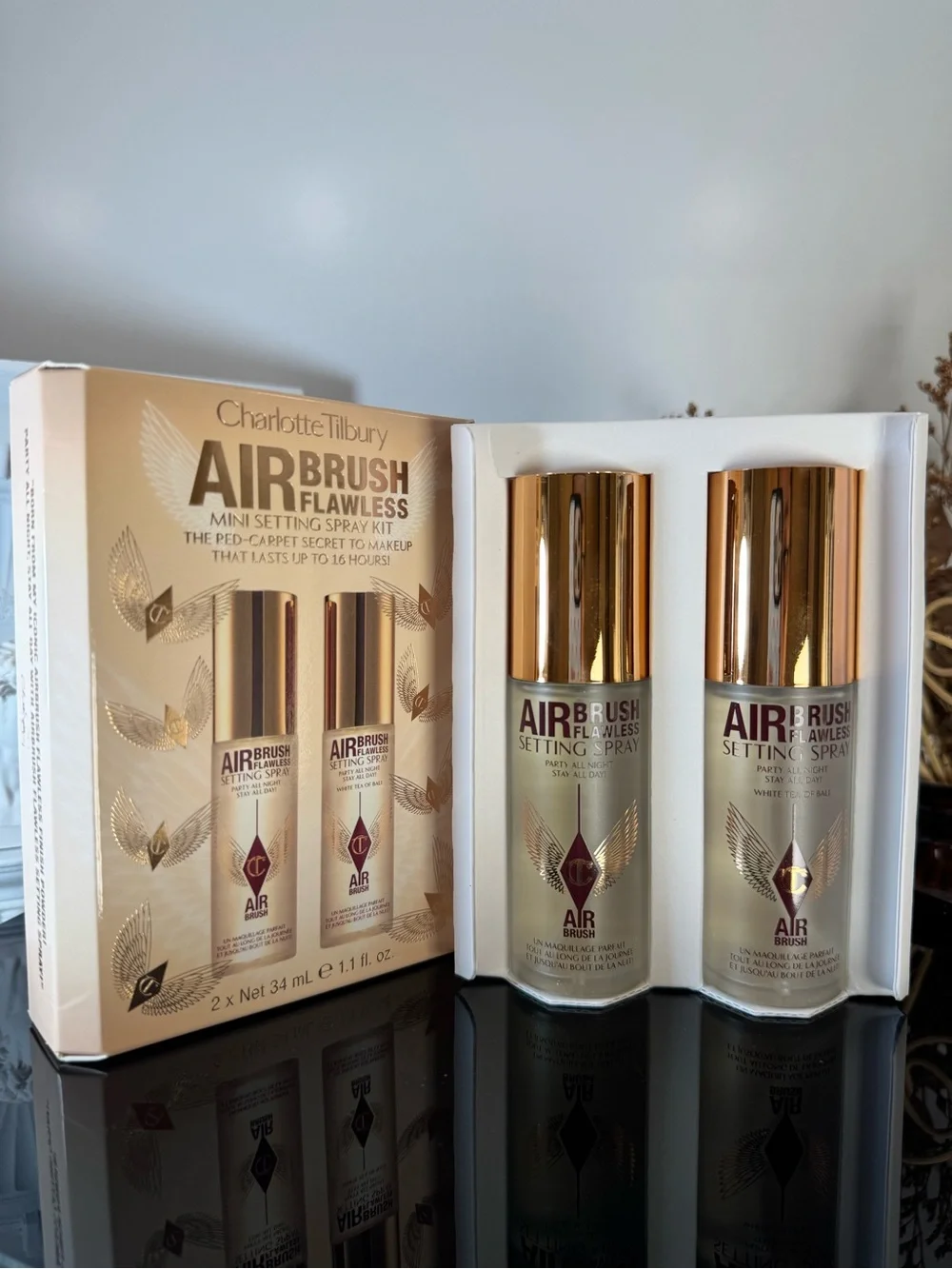 Charlotte Tilbury Airbrush Flawless Mini Setting Spray Kit